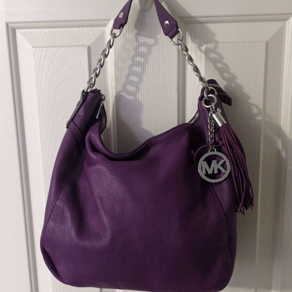 Michael Kors beautiful handbag